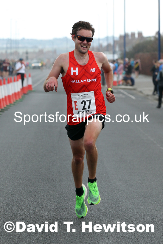 Senior mens 6 stage relay, 2021 Northern 6 and 4 Stage and Young Athletes Road Relays, Redcar. Photo: David T. Hewitson/Sports for All Pics